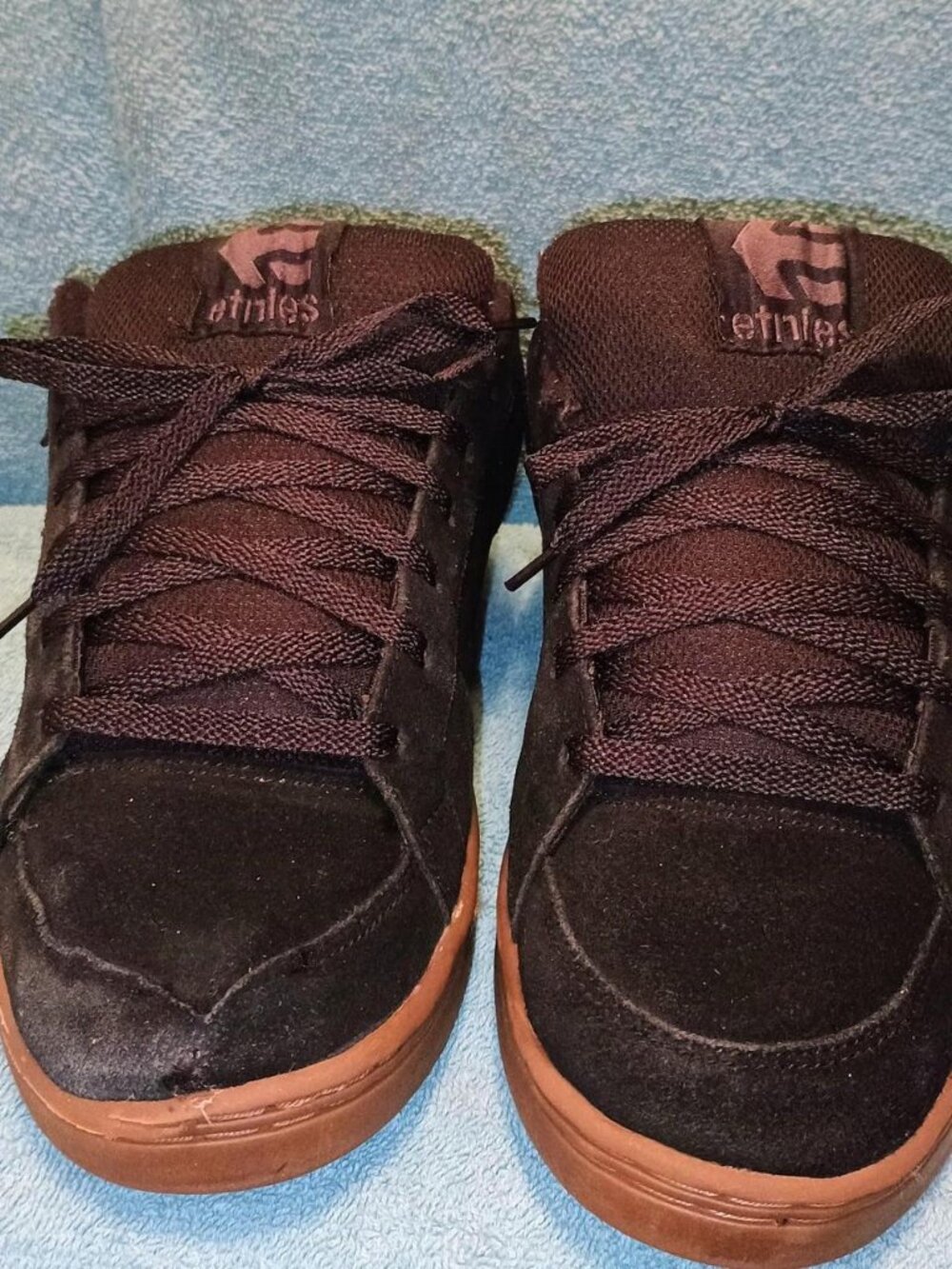 Etnies Kingpin skater shoes